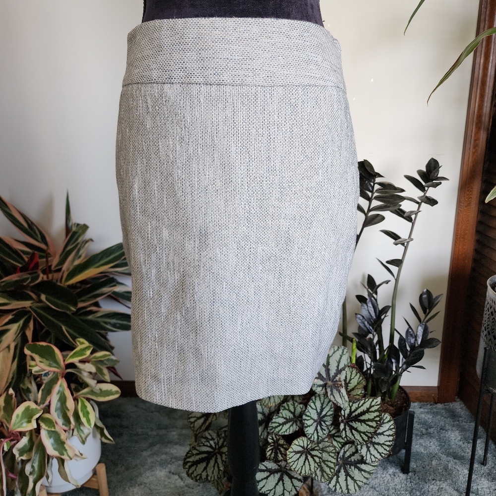 The Limited tweed pencil skirt, cream color, size 4